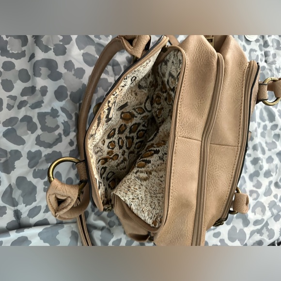 BLACK RIVET LARGE BROWN GENUINE LEATHER 4 COMPARTMENT PURSE 👛 - Picture 5 of 14